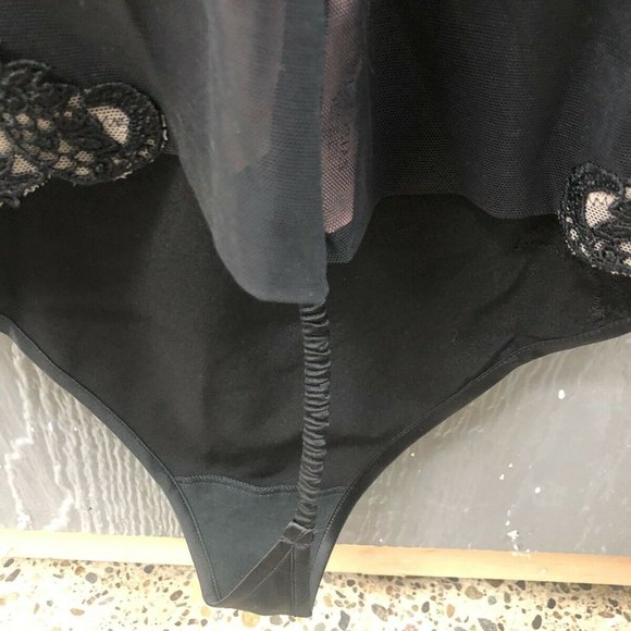 Black Lace Bodysuit Victoria Secret Intimate NWT Org $129 - Picture 4 of 5